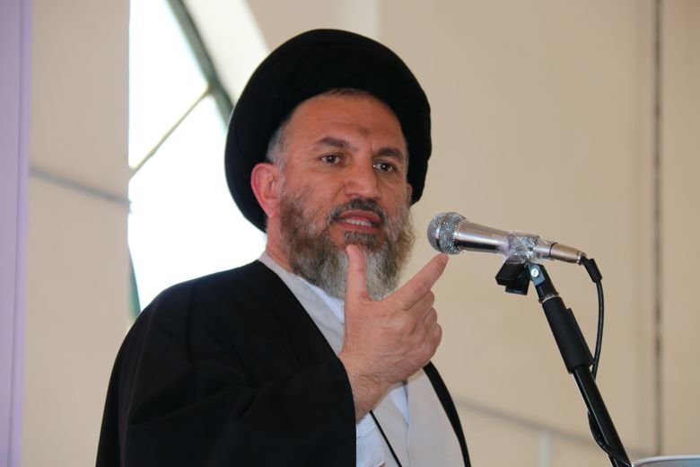 آیت الله ملک حسینی :از قوه قضائیه تقاضا می کنم هرچه سریعتر کسی را برای مبارزه حقیقی با فساد به استان کهگیلویه و بویراحمد بفرستد